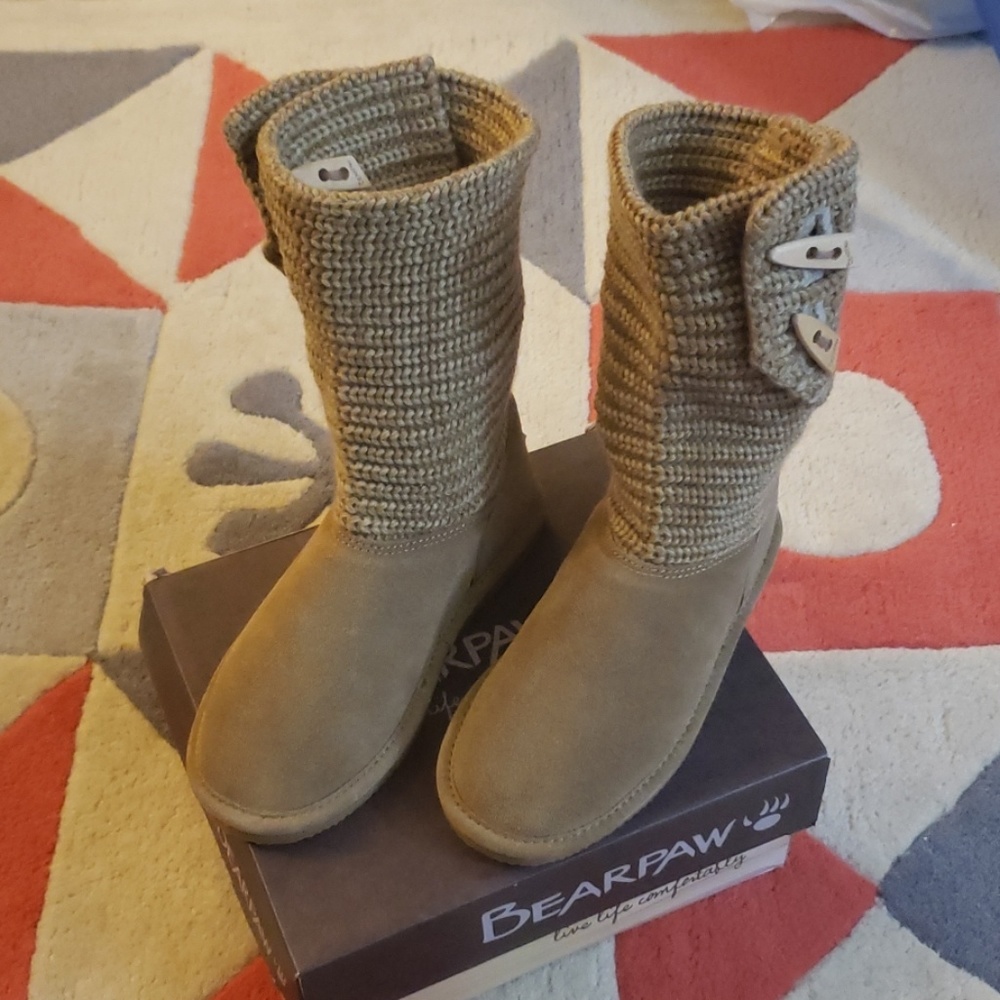 Cable Knit Bear Paw Boots